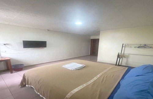 Kampung Hulu Caluk Hotel | OYO 90914 Hotel Mei Wah