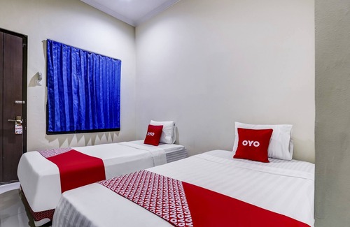 Pati Hotel | OYO 90927 Homestay Tentrem 2