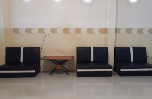Palu Hotel | OYO 91162 Homestay Ansyariah Syariah