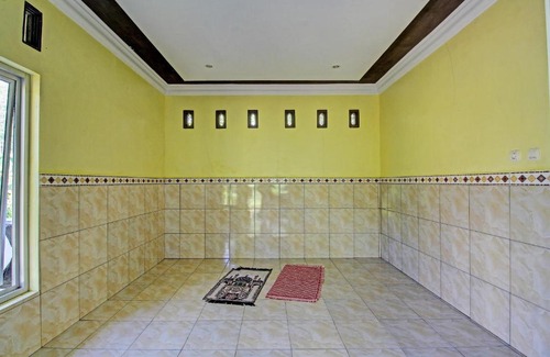 Watulimo Hotel | OYO 91177 Desa Wisata Duren Sari