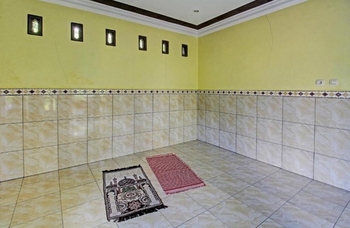 Watulimo Hotel | OYO 91177 Desa Wisata Duren Sari