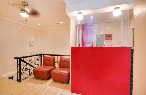 Cagayan de Oro Hotel | OYO 912 Fb Suites