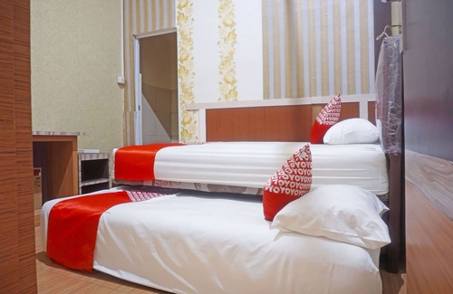 Jeneponto Hotel | OYO 91433 Hotel Sari Jeneponto