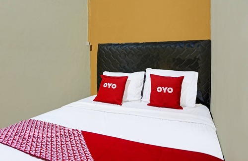 Kertosono Hotel | OYO 91825 Ayu Lestari Homestay