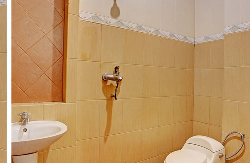 Samarinda Hotel | OYO 91862 Hotel Hayani