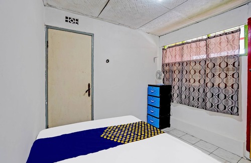 Mojokerto Hotel | OYO 91865 Sidomulyo Kost Syariah