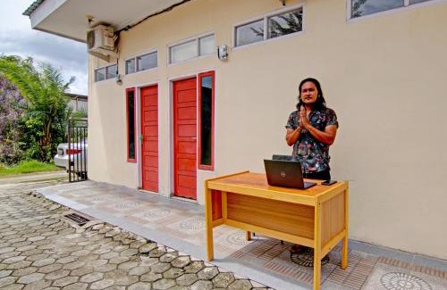 Pekanbaru Hotel | OYO 91921 Homestay Keluarga Syariah