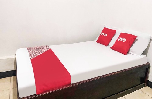 Nginamanu Hotel | OYO 92060 We Bro Kost