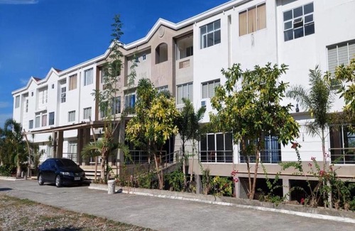 Santa Maria Hotel | OYO 921 Sorrento Hotel And Resort