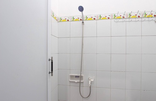 Wirobrajan Hotel | OYO 92166 Nirwana Inn Syariah