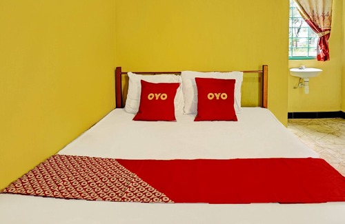 Dinoyo Hotel | OYO 92215 Ampiran Bromo Syariah
