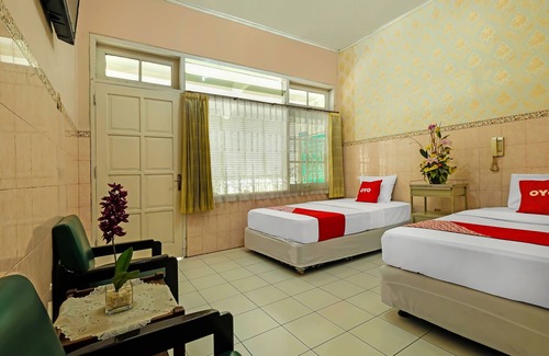 Klaten Hotel | OYO 92454 Griya Raharja Guest House Syariah