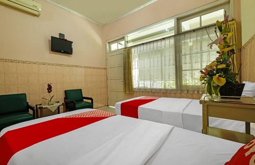 Klaten Hotel | OYO 92454 Griya Raharja Guest House Syariah