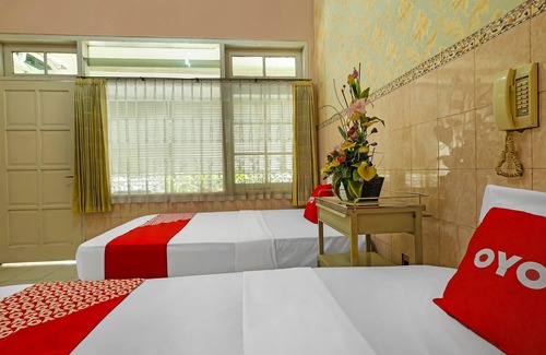 Klaten Hotel | OYO 92454 Griya Raharja Guest House Syariah