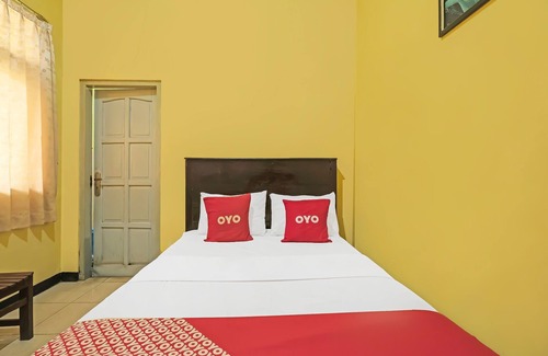 Salatiga Hotel | OYO 92482 Hotel Permata 1