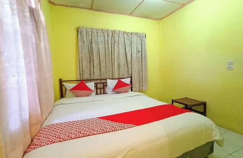 Pardamean Ajibata Hotel | OYO 92503 Penginapan & Villa Sirait