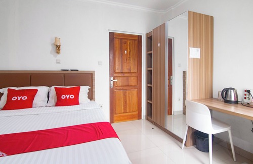 Serpong Hotel | OYO 92602 Doesnami Syariah 2