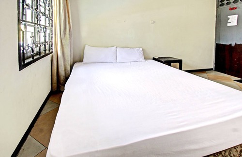 Kecamatan Gunungsari Hotel | OYO 92750 Motel Langko