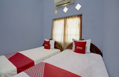 Gresik Hotel | OYO 92903 Barokah Hotel Syariah