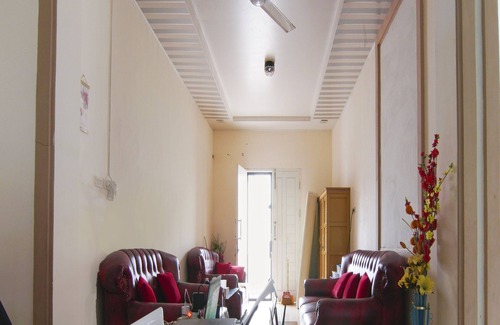 Pekanbaru Hotel | OYO 92924 Kalista Guest House Syariah