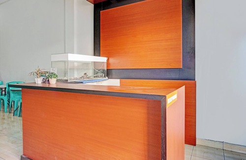 Takengon Hotel | OYO 93264 Penginapan Syari'ah Berlian