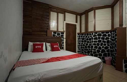 Trawas Hotel | OYO 93277 Villa Kemiloko Syariah