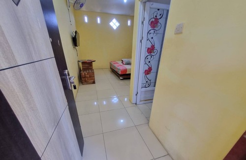 Asembagus Hotel | OYO 93384 New Asembagus 2