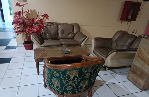 Garut Hotel | OYO 93523 Penginapan Laras PaminggirNearPesona Alam Seafood Pink Mira