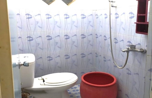 Tumpang Hotel | OYO 93571 Wisma Air Mancur Homestay Syariah