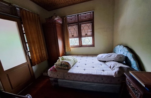 Garut Hotel | OYO 93656 Villa Cassanova Syariah