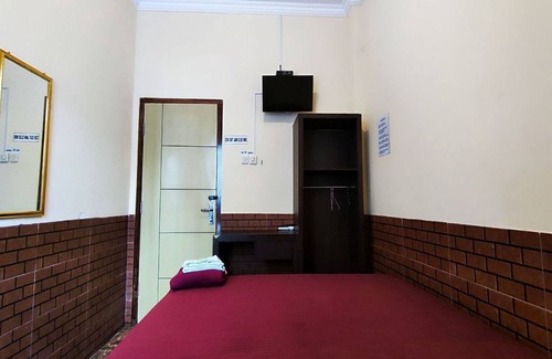 Pekanbaru Hotel | OYO 93749 Aksana Homestay SyariahNearWonderland Trik Art