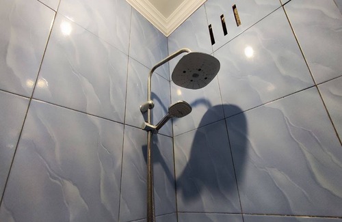 Pekanbaru Hotel | OYO 93749 Aksana Homestay SyariahNearWonderland Trik Art