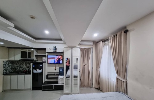 Cipaganti Hotel | OYO 93834 The Jarrdin Apartment By Yedi Property
