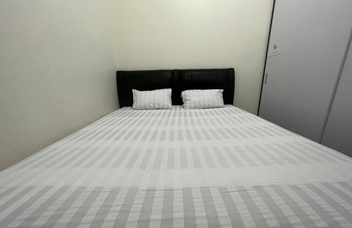 Tetebatu Hotel | OYO 93858 Kost Reski 2 Near Tugu Perbatasan Takalar - Gowa