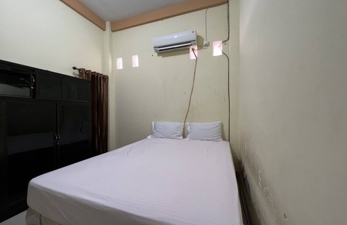 Tetebatu Hotel | OYO 93858 Kost Reski 2 Near Tugu Perbatasan Takalar - Gowa
