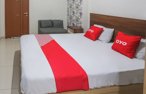 Depok Hotel | OYO 93948 Bunda Rachma Rooms
