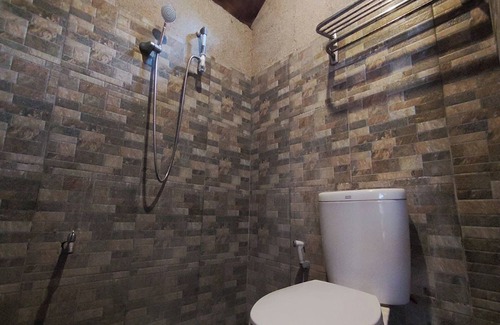 Wonosari Hotel | OYO 94017 Victouris ResortNearPantai Sepanjang