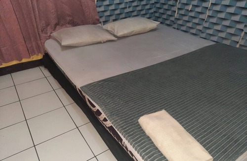Linggajati Hotel | OYO 94021 Guest House Pak Eman