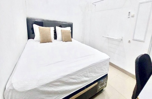 Pameungpeuk Hotel | OYO 94030 Ar Guest House Syariah