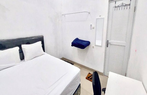 Tetebatu Hotel | OYO 94031 Pondok Hitung Near GOR Kalegowa