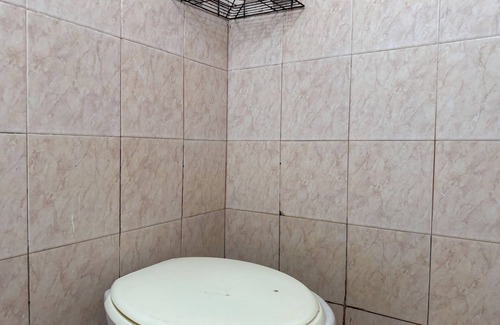 Tetebatu Hotel | OYO 94160 Kost Btnompo Near SDI Bontosallang