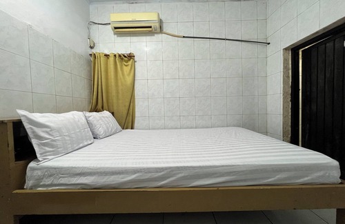 Tetebatu Hotel | OYO 94161 Kost Aisyah Near Citra Grand Galesong City(Pattalassang)