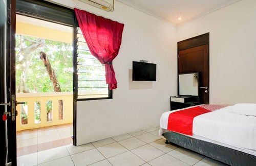 Bekasi Hotel | OYO 94632 Griya Cewang Syariah