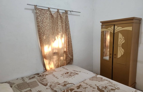 Surabaya Hotel | OYO 94693 Sagara Homestay Rungkut