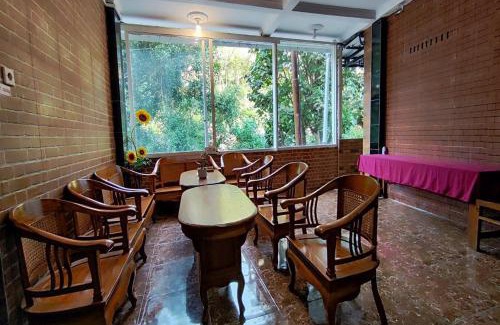 Hargomulyo Hotel | OYO 94715 Homestay Kembar Syariah