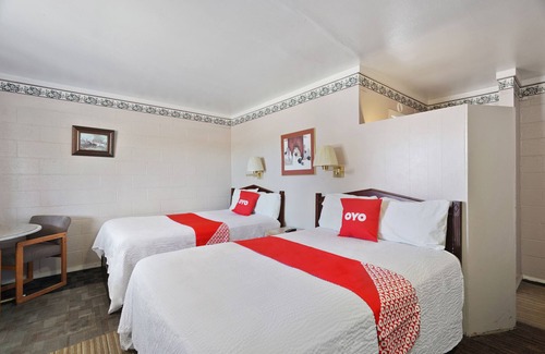 Alpine Hotel | OYO Alpine TX near Big Bend National Park