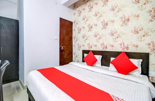 Kolar Road Hotel | OYO BHO576 Comfort Paradise
