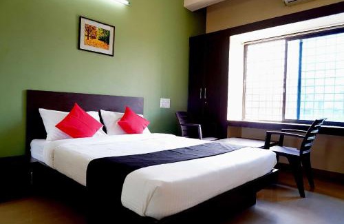 Kyathsandra Hotel | OYO Chinthu Comforts