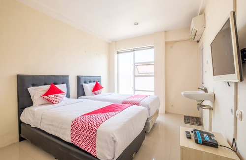 Turangga Hotel | OYO Collection O 935 Bongo Residence
