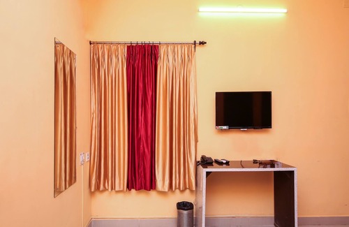 Sector II House | OYO Flagship 13524 Swapan Guest House